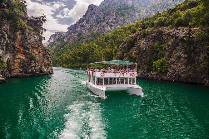 Discover the Natural Beauty of Green Canyon on Your Holiday in Side